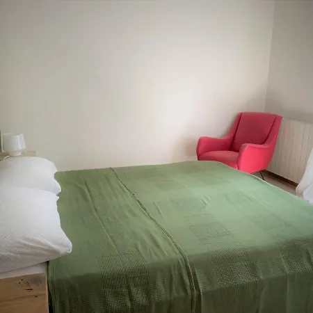 Casa Del Custode: Renovated Flat With Garden In A Near The Stresa