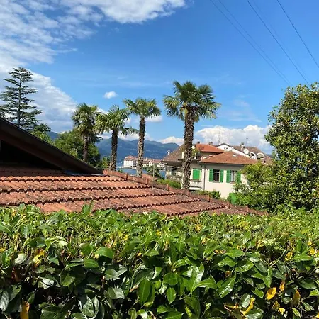 Apartment Casa Del Custode: Renovated Flat With Garden In A Near The Stresa