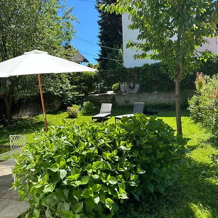 Apartment Casa Del Custode: Renovated Flat With Garden In A Near The *