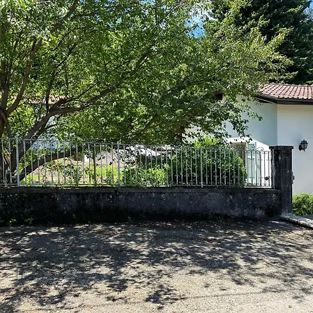 Apartment Casa Del Custode: Renovated Flat With Garden In A Near The Stresa
